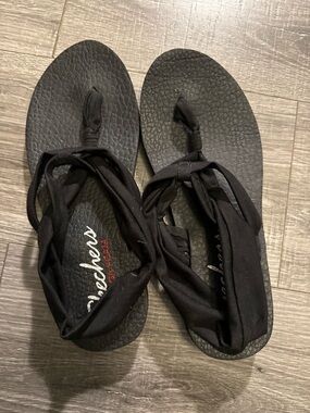 Skechers Black Fabric Wrap Sandals